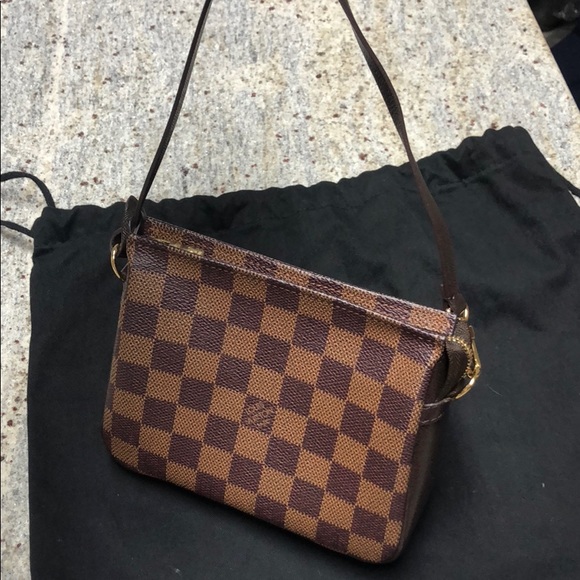 Louis Vuitton Handbags - Louis Vuitton Pouchette Damier Mini Bag Wristlet